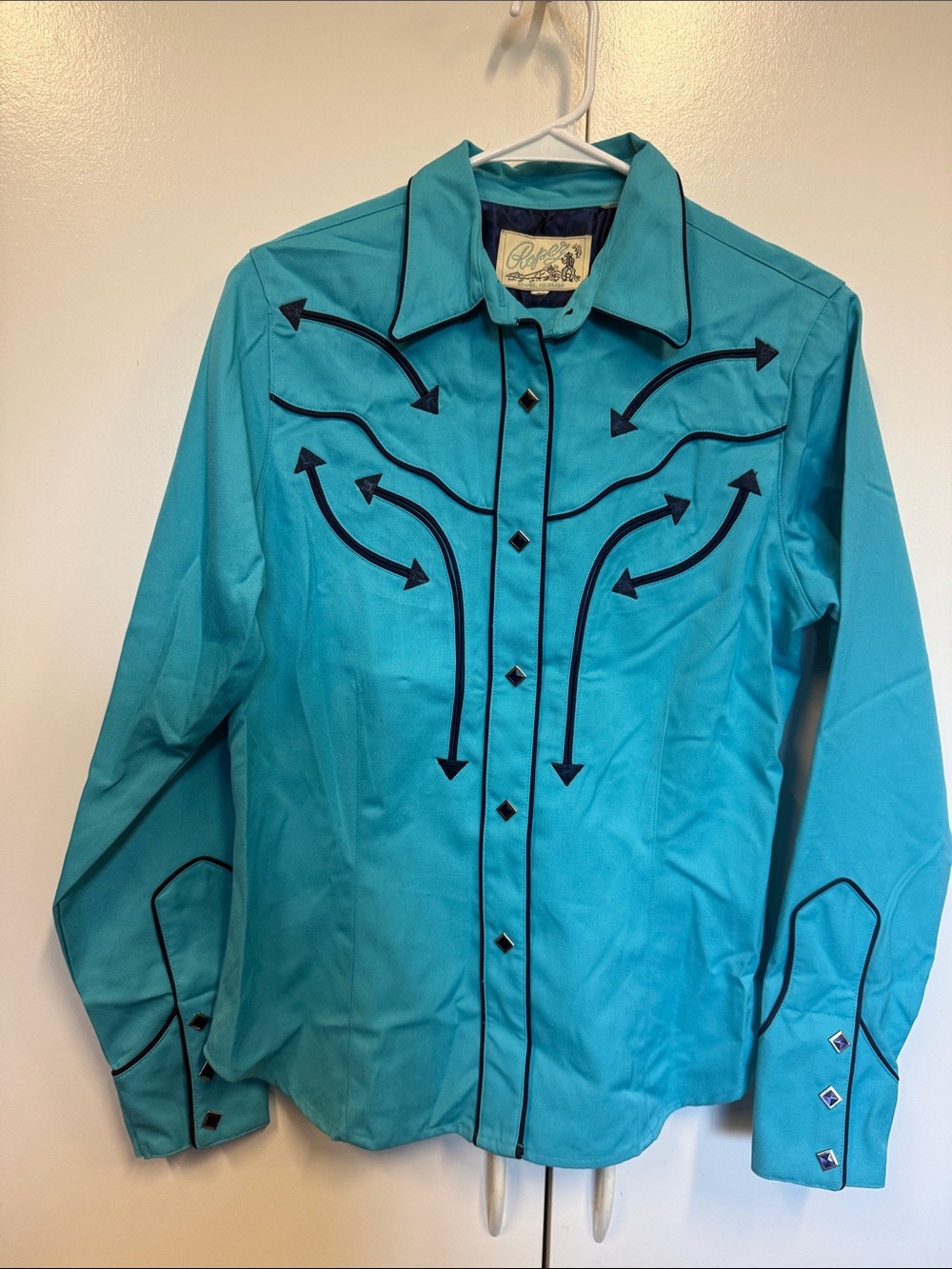 Vintage Arrow-Detail Turquoise Western Shirt by Roper - snap front